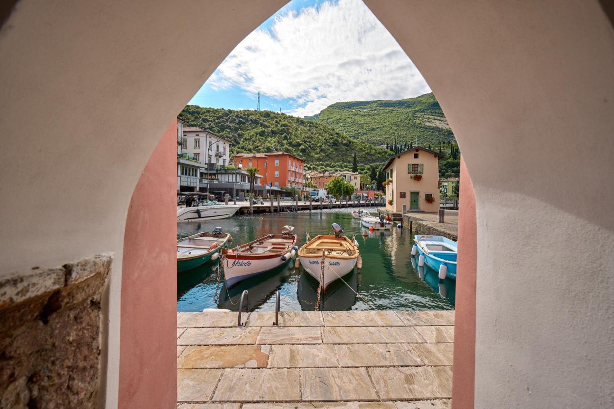 Hotel Geier Torbole Sul Garda Dış mekan fotoğraf