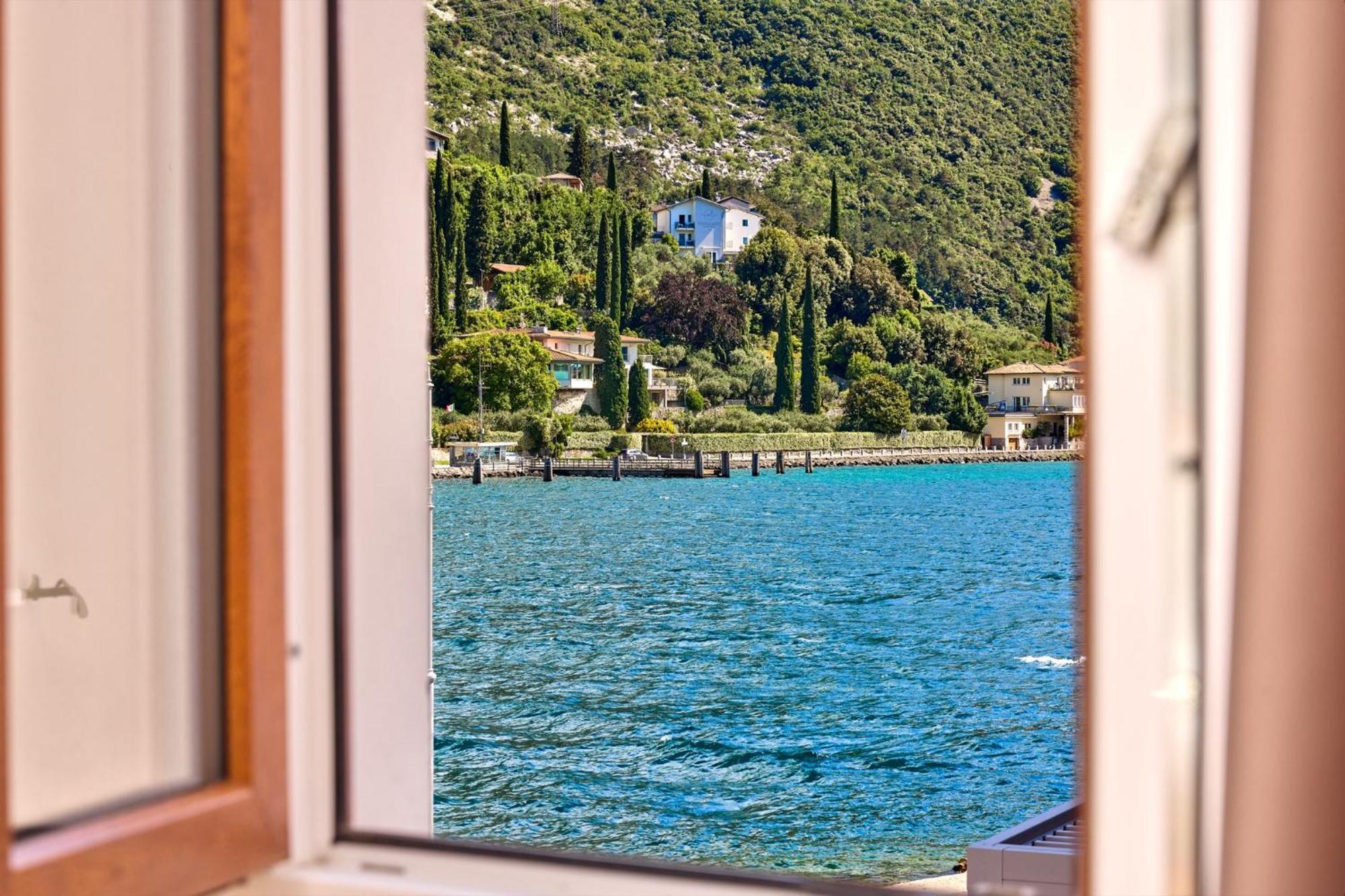 Hotel Geier Torbole Sul Garda Dış mekan fotoğraf