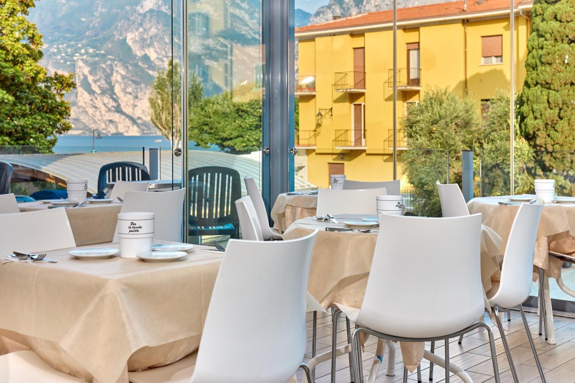 Hotel Geier Torbole Sul Garda Dış mekan fotoğraf