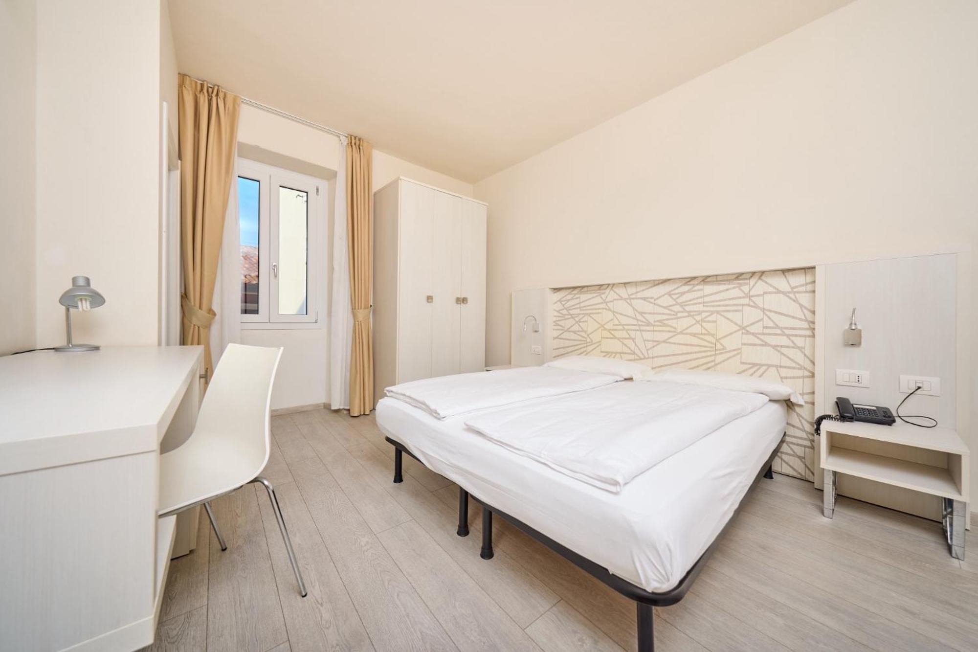Hotel Geier Torbole Sul Garda Dış mekan fotoğraf