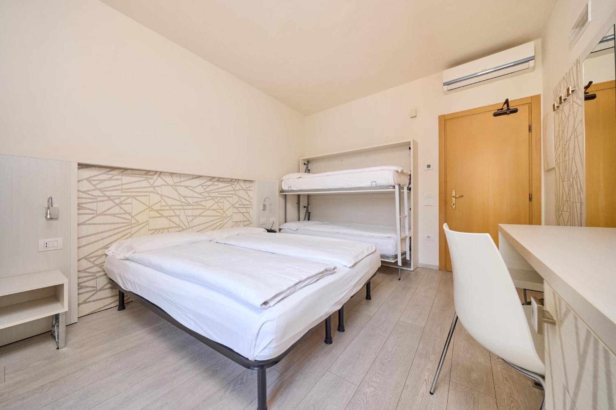 Hotel Geier Torbole Sul Garda Dış mekan fotoğraf